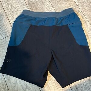 Lululemon Athletica Navy and Teal Athletic Shorts